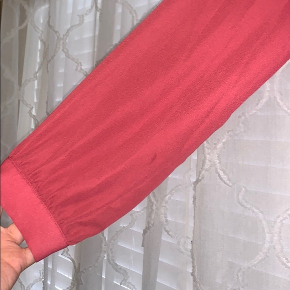 Blouse - Picture 2 of 3